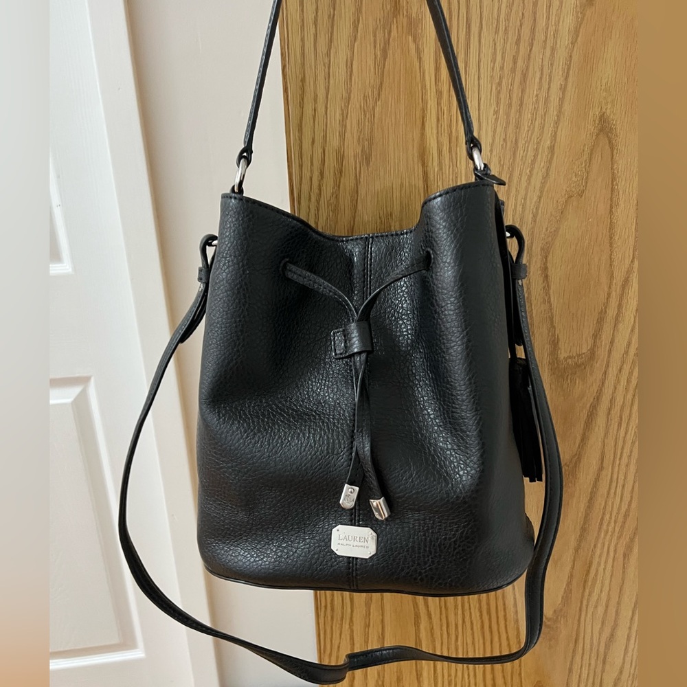 COPY - Nice cute purse 👜 never used !! Good condition 😊